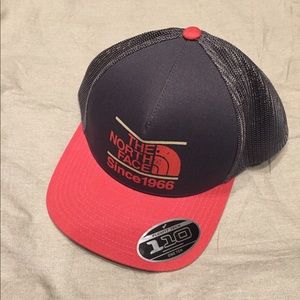 North face flex fit hat Clearance